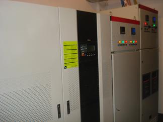 ���̰���